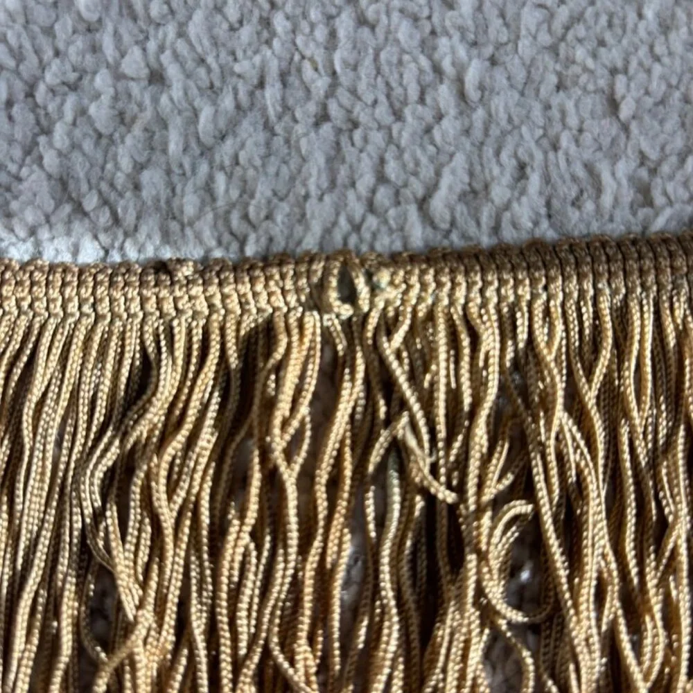 Vintage Chinese gold silk fringe trim, measuring approximately 1.75 yards. - Picture 5 of 6